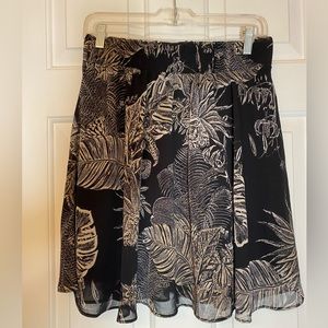 Le Chateau Chiffon Mini Skirt ~ Medium